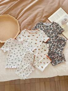 SHEIN LMoss Kids 女婴可爱卡通熊和花卉印花荷叶边圆领短袖上衣和裤子六件套休闲舒适针织睡衣套装 - 彩色 - 查看 4