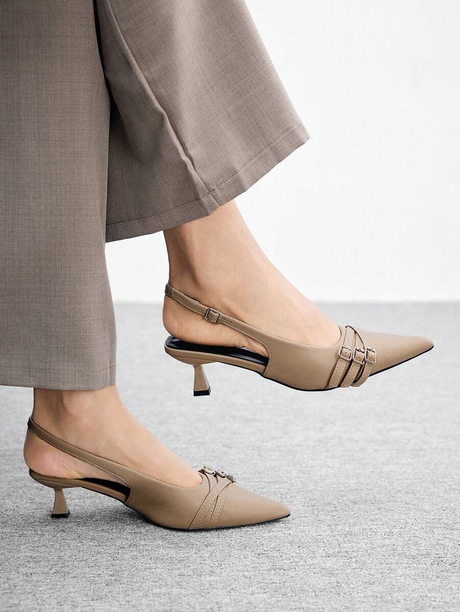 CUCCOO BIZCHIC Zapatos de mujer de tacón de aguja con punta afilada, correa trasera con hebilla, escote bajo, versátiles para uso diario, tacón de gatito, zapatos de mujer de PU brillante - Gris Claro - Ver 1