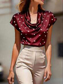EMERY ROSE Camiseta casual de mujer de verano de satén rojo vino, con cuello drapeado, diseño frontal completo con cuentas, elegante y fluida para citas y reuniones, con un ajuste relajado que acomoda, equilibrando la comodidad y el estilo de transporte - Burdeos - Ver 1