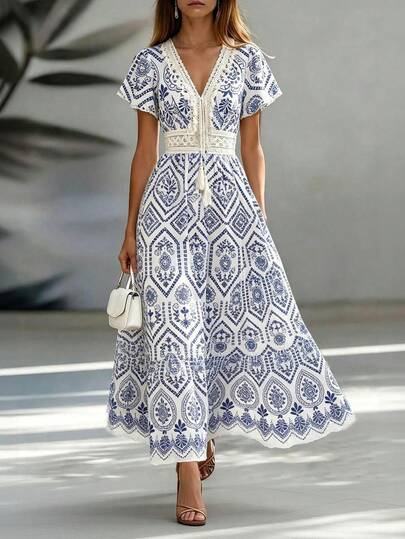Rafferiza Women's Summer New Vacation Style Blue & White Floral Print V-Neck Tassel Trim Splice Dress. Made Of Soft, Flowing Fabric, Featuring Vintage Blue & White Floral Print, V-Neck Tassel Trim Splice, Waist Lace Splice, Tassel Tie-Up And Waist-Cinching Design, Creating A Relaxed Vibe, Suitable For Vacation, Beach, And Casual Occasions. A Versatile Piece That Falls Into The Categories Of Vacation-Style Dress, Lace Splice Tassel Dress, And Waist-Slimming Long Dress.