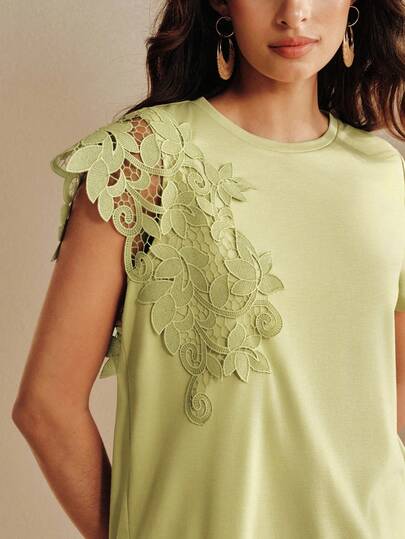 Anewsta New Arrival Women's Summer Casual Elegant High-End Fashion Floral Splice Asymmetrical Sleeve T-Shirt, Suitable For Commuting And Daily Wear