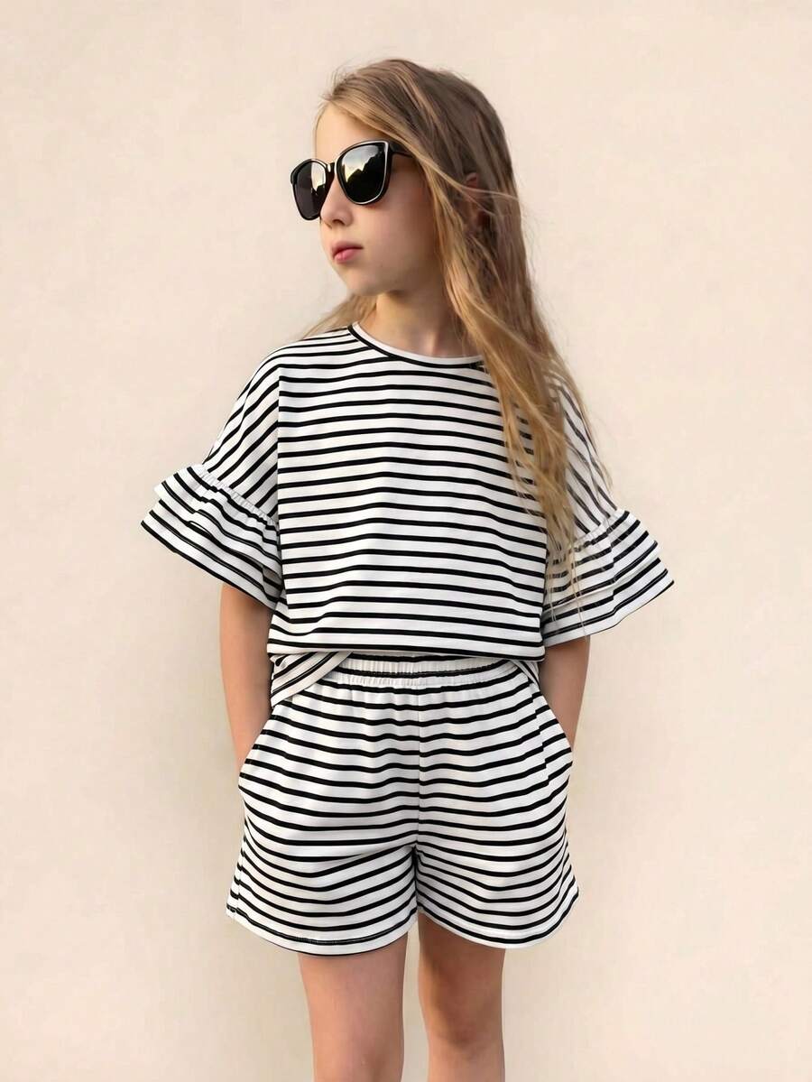 SHEIN 2pcs/Set Tween Girl Round Neck Short Sleeve Striped Ruffle Sleeve T-Shirt And Striped Shorts Set,Kids