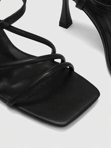 CUCCOO BIZCHIC Giày nữ mùa hè mới, mũi vuông, quai chéo, gót thấp, sandal nữ gợi cảm. - màu đen - Xem 4