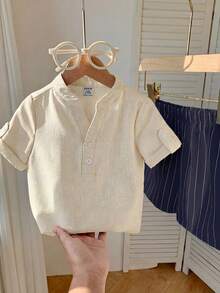 SHEIN LMoss Kids 2件套男婴夏季可爱休闲立领蓝色短袖衬衫和条纹弹力腰短裤套装，适合生日派对、晚宴、演出、婚礼、迎婴派对、一周岁生日庆祝活动。 - 藏蓝色 - 查看 7