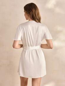 Charlaine White Floral Lace Satin Lace Patchwork Comfortable Daily Wear French Romantic Ladies Robe - White - View 4