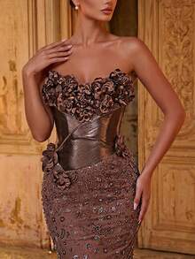 Glamrae 女士无肩带连衣裙，饰有3D立体花卉图案，适合婚礼、派对、度假、舞会和正式场合。 - 咖啡棕 - 查看 6