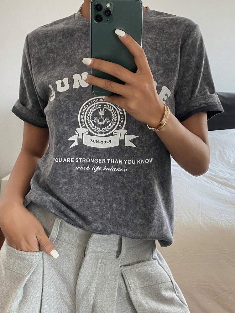 Women's Distressed Fabric Round Neck Loose Letter Print Casual Street T-Shirt Graphic Tees Women