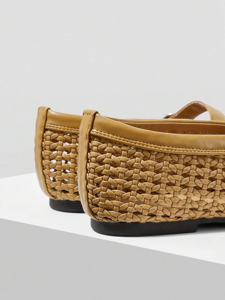 SPRING AND SUMMER NEW FRENCH CAMEL FASHION RETRO HOLLOW WOVEN FISHING NET SHOES WOMEN'S BALLET SHOES SQUARE TOE FLAT MARY JANE SHOES LIGHT AND COMFORTABLE MULTI-FUNCTIONAL BREATHABLE WEAR-RESISTANT DOES NOT HURT FEET CASUAL TEMPERAMENT HIGH-END BEACH SHOES