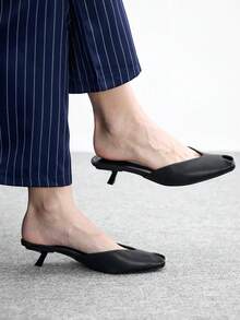 黑色