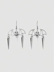 1 Pair Of Personalized Gothic Cool Silver Bat Rivets Daily Travel With Women's Earrings - Silver - View 1
