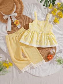 SHEIN Playful Pals 女童夏季套裝可愛雛菊格紋無袖上衣 & 白色蕾絲飾邊寬腿褲 清新度假風輕盈舒適 2件組 - 黃色 - 查看 1