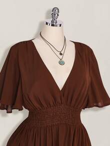 SHEIN ICON Đầm chữ A cỡ lớn cổ chữ V xếp nếp, thích hợp cho kỳ nghỉ biển, phong cách Boho, Hippie, Y2K, mùa hè, ngày Valentine, đầm hẹn hò thanh lịch. - Màu nâu  Mocha - Xem 5