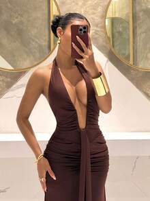 SHEIN Tall CURVE CURVE New Plus Size Women's Tall Brown Summer Girlism Night Out Wedding Club Halter Dress,Ruched High-Waisted Long Party Wedding Guest Dresses Elegant - Brown - View 6