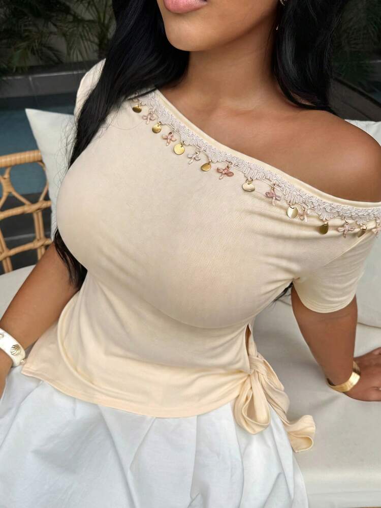 Dazy Plus Plus Size Women's Bohemian Beaded Patchwork Asymmetric Hem Fitted Short Sleeve T-Shirt, Elegant