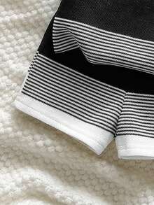 Newborn Baby Colorblock Striped Print Short Sleeve Tee & Shorts Set - Black - View 5