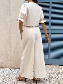 SHEIN Bộ đồ bầu 2 món gồm áo sơ mi và quần ống rộng thêu hoa, thích hợp cho kỳ nghỉ. - Màu be - Xem 2