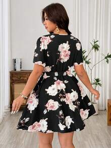 EMERY ROSE Vestido feminino com decote em V, estilo férias, elegante vestido de verão para passeios, look feminino de verão, vestido formal romântico para clubes com temática country. - Multicolorido - Ver 2