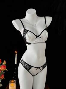 DAZY 2 piezas Conjunto de sujetador inalámbrico y panty con tirantes de espagueti ajustables y parches de encaje para mujeres - Negro - Ver 11