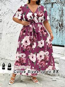 SHEIN CURVE+ 休闲复古大碎花宽松大码抽绳连衣裙，适合春夏穿着，适合丰满身材，适合度假穿着，飘逸连衣裙，女士沙滩装/沙滩裙/沙滩度假装/沙滩必备/毕业典礼/下午茶会连衣裙/夏季/乡村/沙滩度假装/沙滩装/沙滩服饰 - 紫紅色 - 查看 1