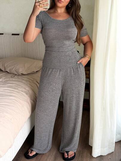 Dazy Plus 2pcs/Set Women Plus Size Solid Color Pleated Cropped Top And Wide Leg Pants, Casual Outfit For Spring/Summer