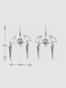 1 Pair Of Personalized Gothic Cool Silver Bat Rivets Daily Travel With Women's Earrings - Silver - View 6