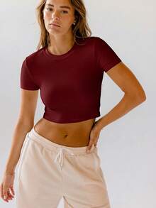 Aralina Áo croptop trắng cổ điển ôm dáng, thiết yếu cho mọi ngày, chất liệu mềm mại. - Rỉ Nâu - Xem 5