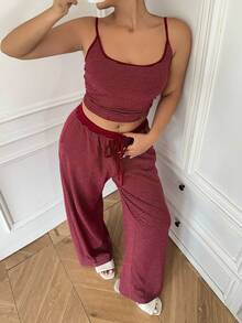 Dazy Plus Conjunto de top de camiseta ajustada a rayas y pantalones de pijama holgados, ropa de estar en casa para mujer talla grande primavera/verano - Rojo - Ver 2