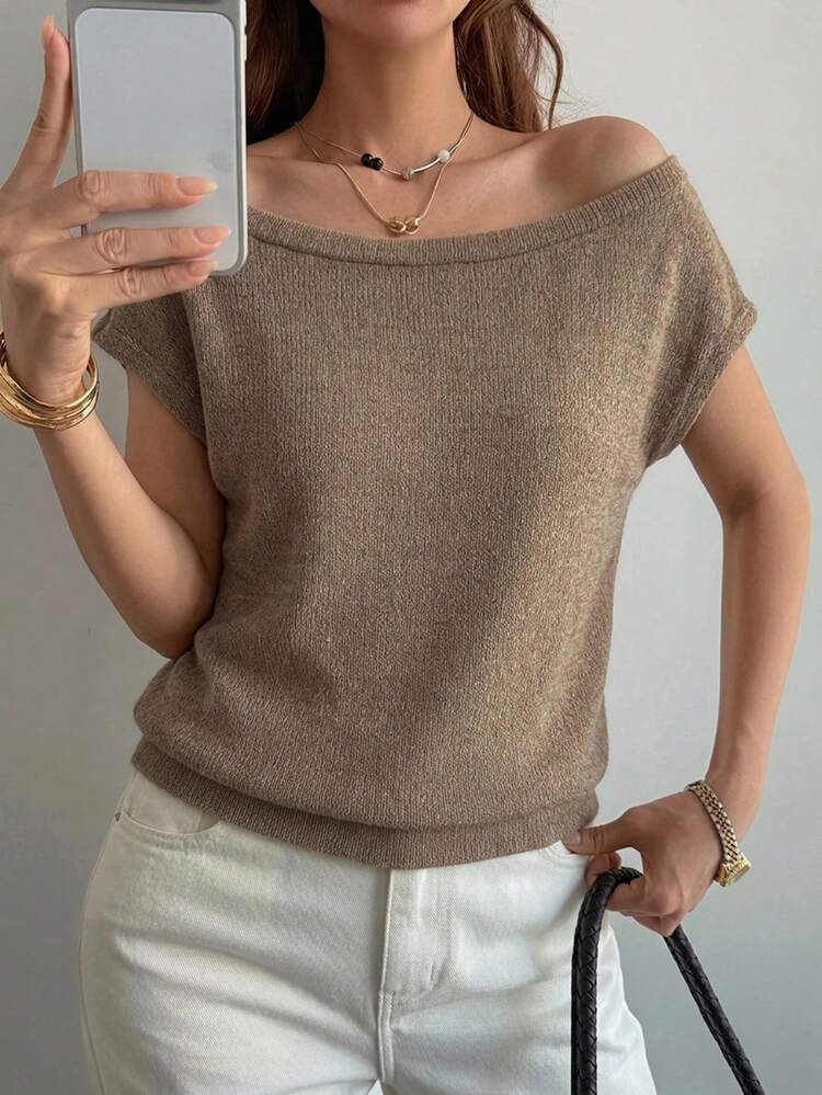 Women's Elegant Asymmetrical Shoulder Short Sleeve Off Shoulder Sweater