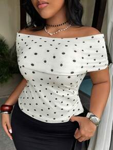Dazy Plus Fashionable Polka Dot High Stretch Sexy Cropped Top, Off Shoulder Tight Fitting T-Shirt, Plus Size, Spring/Summer Graphic Tee Going Out Tops - Beige - View 9