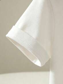 6个月-3岁女婴两件套，白色短袖针织圆领T恤，印有可爱的美人鱼图案，搭配彩色贝壳印花短裤，休闲舒适，适合春夏穿着。 - 彩色 - 查看 7