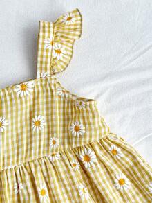 SHEIN Newborn Baby Girl Cute Summer Floral & Plaid Pattern Dress - Yellow - View 6