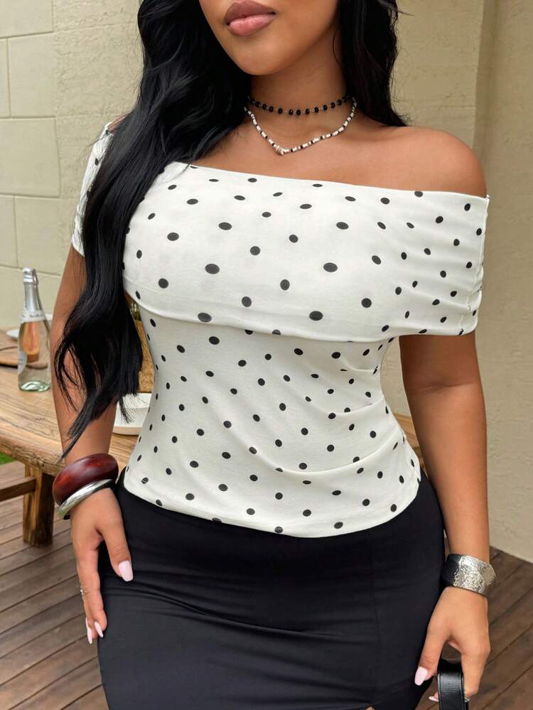 Dazy Plus Fashionable Polka Dot High Stretch Sexy Cropped Top, Off Shoulder Tight Fitting T-Shirt, Plus Size, Spring/Summer