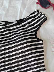 SHEIN Teen Girl Casual Daily Versatile Comfortable Striped Asymmetric Shoulder Tank Top & Shorts Set Teen Girl - Black - View 2