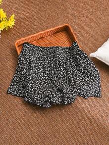 CosyJoli Quần short dáng chữ A họa tiết hoa cỡ lớn, quần short đen có bèo nhún, quần short mùa hè dễ thương - Đen và trắng - Xem 5