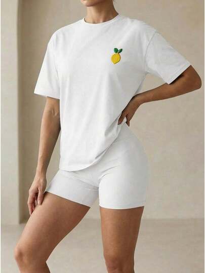 Set deportivo mujer, conjunto de camiseta y short, ideal para gym, yoga, entrenamiento, fitness, ejercicio, ropa casual, uso diario, cómodo, transpirable, deportes, elasticidad, actividades físicas, outfit deportivo, licra, running, homewear, fácil cuidado, ropa de verano, sport set.