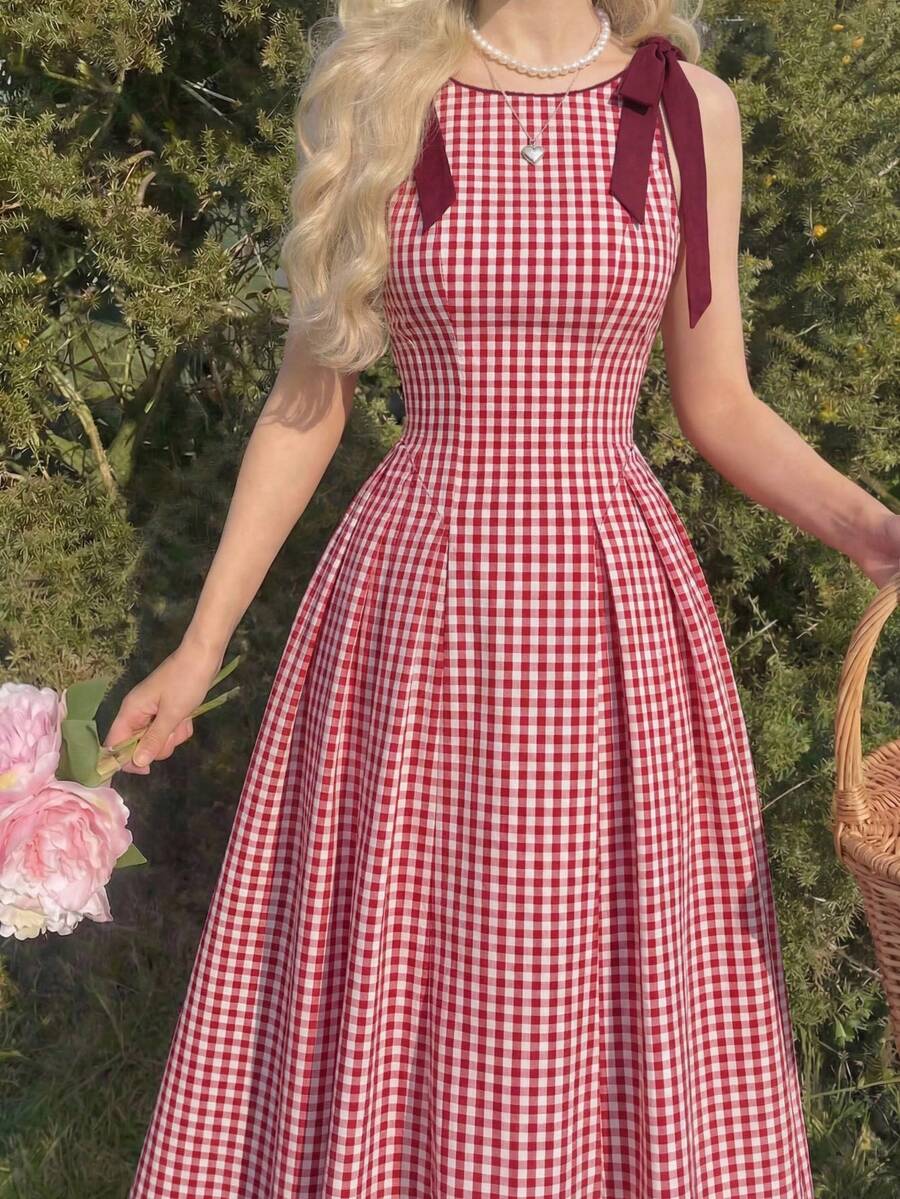SHEIN 少女派对礼服,圆领无袖撞色滚边蝴蝶结装饰腰部喇叭格纹印花连衣裙,适合圣诞节和新年穿着。 - 紅白色 - 查看 1