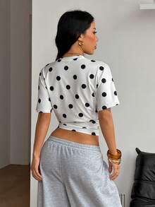 SHEIN Coolane Áo thun crop top nữ mùa hè tối giản phong cách Y2K, cơ bản, thích hợp mặc hàng ngày, đi học, chất liệu co giãn, dáng rộng, xếp ly. - Đen và trắng - Xem 6