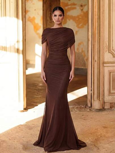 Aureia Elegant, Simple, And Stylish Coffee-Colored Chiffon Dress With Cross-Over Sleeves And Ruffled Details. Suitable For All Formal Occasions, Wedding Guests, Wedding Holidays, Wedding Parties, Photo Shoots, And Bridesmaid Dresses.