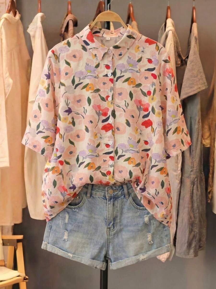 SHEIN Essnce 女士春夏印花纽扣衬衫短袖翻领上衣百搭透气轻便，适合海滩度假休闲穿着 - 彩色 - 查看 1