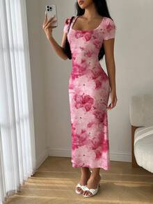 Modelyn Vestido ajustado con cuello cuadrado, volantes y bajo de sirena para el verano - Multicolor - Ver 4