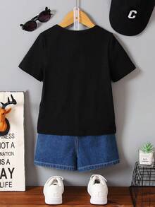 SHEIN Camiseta de manga corta con estampado de unicolor casual para niño pequeño, ideal para escapadas, vacaciones, viajes, relajación, tomar el sol, verano - Negro - Ver 2