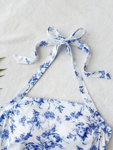 SHEIN Tween Girl Vacation Knit Blue & White Floral Print Halter Waist Ruched Fitted Fashionable Camisole, Suitable For Spring/Summer - Blue and White - View 3