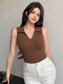 DAZY 女士纯色V领无袖罗纹修身背心（夏季款） - 棕色 - 查看 5