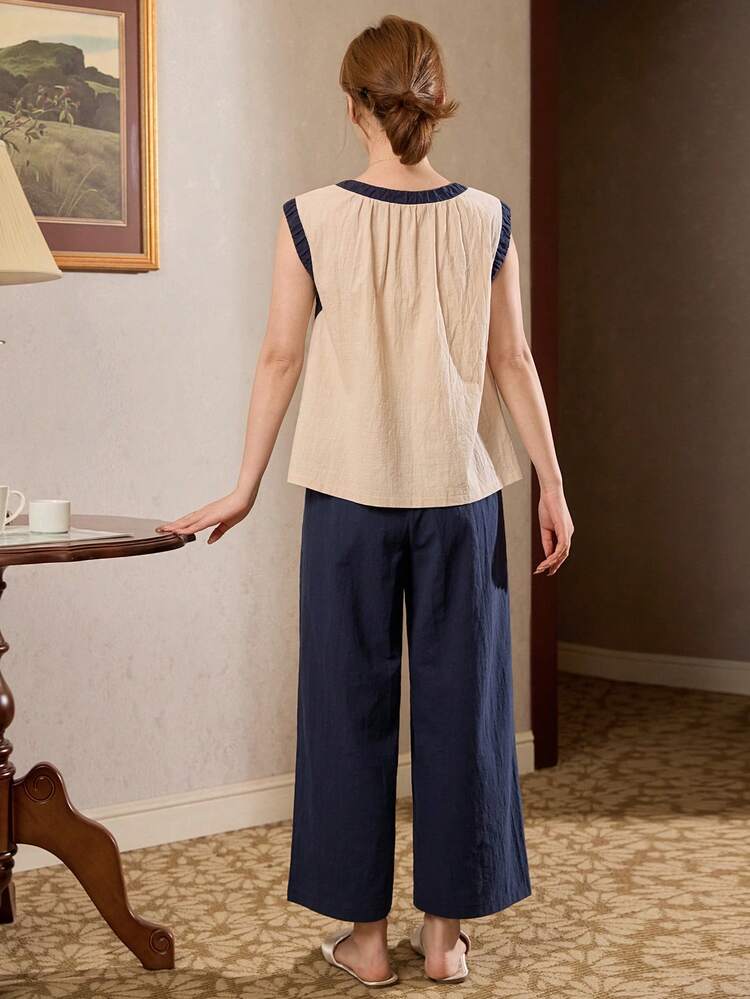 Women's Contrast Color Round Neck Top And Pants Pajama Set