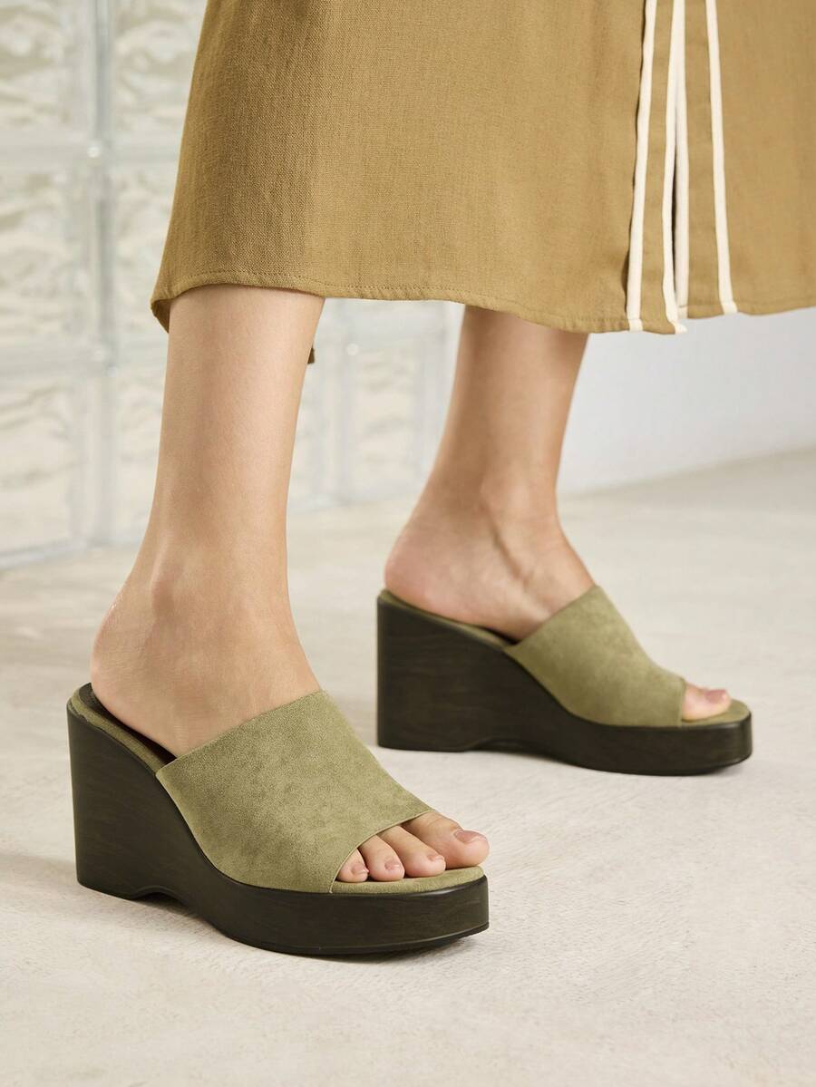 MOTF ELEGANT SQUARE TOE WEDGE HEEL THICK SOLE MID HEEL COMFORTABLE SLIP-ON CASUAL DRESS SANDALS, SUITABLE FOR WORKPLACE, COMMUTE, DATE, BANQUET, PARTY, FORMAL OCCASIONS SUMMER SHOES - Light green - View 1