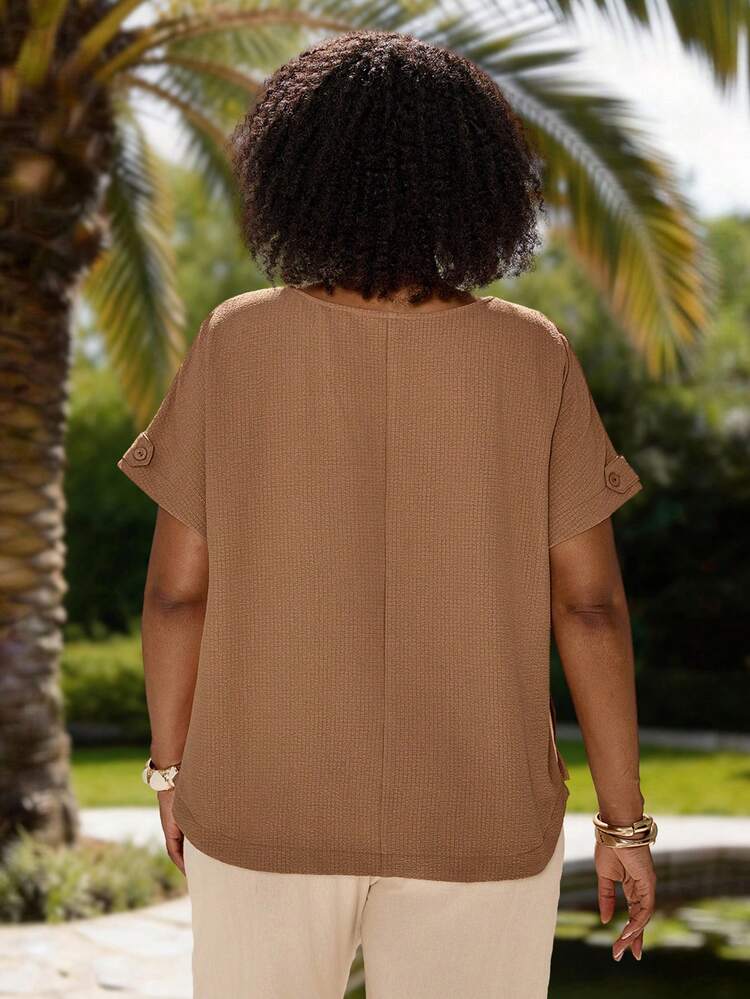 Plus Size Women's Solid Color Round Neck Short Sleeve Casual Shirt Summer Summer Outfits Spring Clothing Spring Outfit Festival Outfits For Women Beach Outfit For Women Vacation Outfits Women Holiday Outfits For Women Summer Holiday Outfits Country Concert Outfit Women's Country Clothing