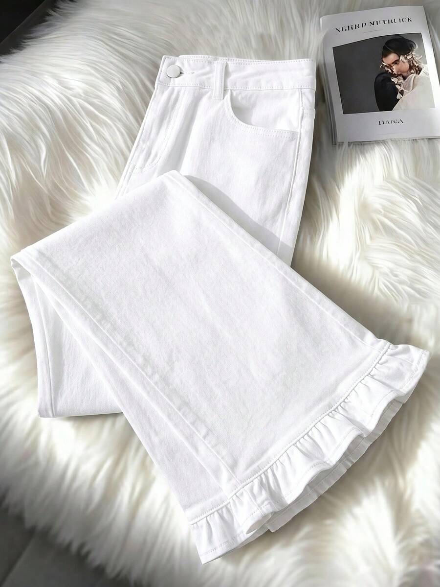 GlowEve Women's Casual Daily Solid Color Slant Pocket Frill Trim Flare Leg Jeans - White - View 1