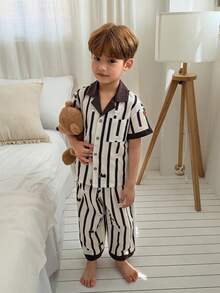 DAZY Conjunto de ropa informal para niños pequeños con estampado de animal y cuello de color block (Talla Pequeña) - Marrón - Ver 2