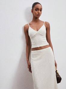 ATUI Studio 优雅柔美的白色亮面针织吊带连衣裙套装，夏季紧身包臀长裙 - 白色 - 查看 2