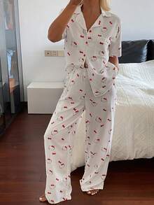 HELLO KITTY | DAZY 可爱卡通印花宽松轻薄女式短袖上衣和裤子睡衣套装，夏季 - 白色 - 查看 6